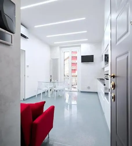 Milano-hosted By Sweetstay Apartment *